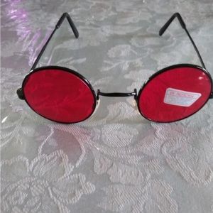 Round John Lennon Style Sunglasses Pink with Black Metal Frame